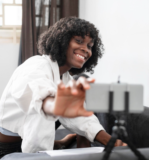 Awa Koné — Community Manager